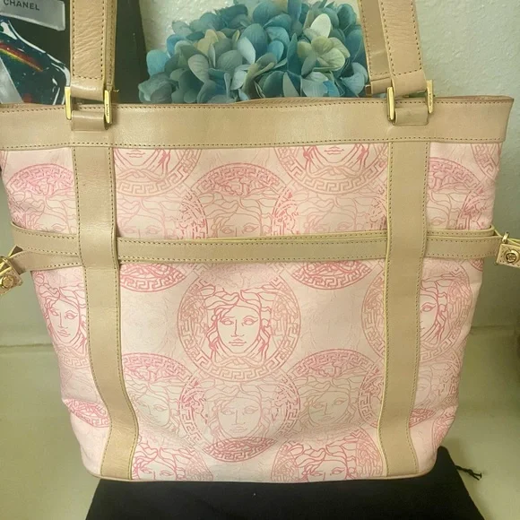 Versace Pink and Tan Tote Bag with Medusa Logo - Picture 12 of 12